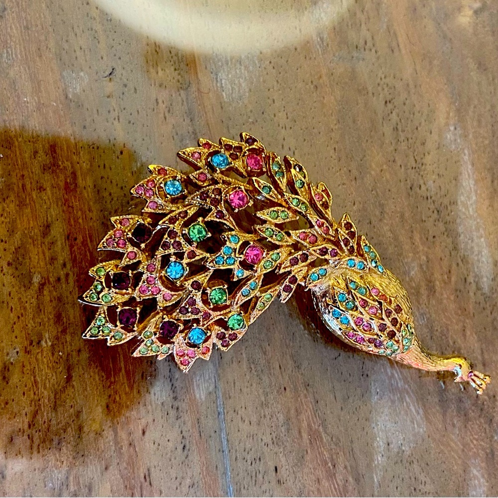 Brooch
